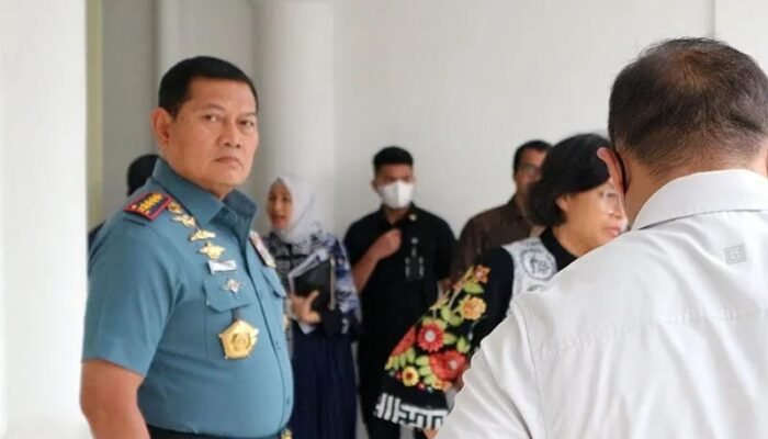 Panglima TNI Tekankan Siaga Tempur di Papua Bukan Operasi Militer