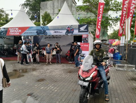 Ramadhan berlimpah hadiah, Honda kenalkan Varian Skutik Besar 160 CC 1 IMG 20230418 181551 1