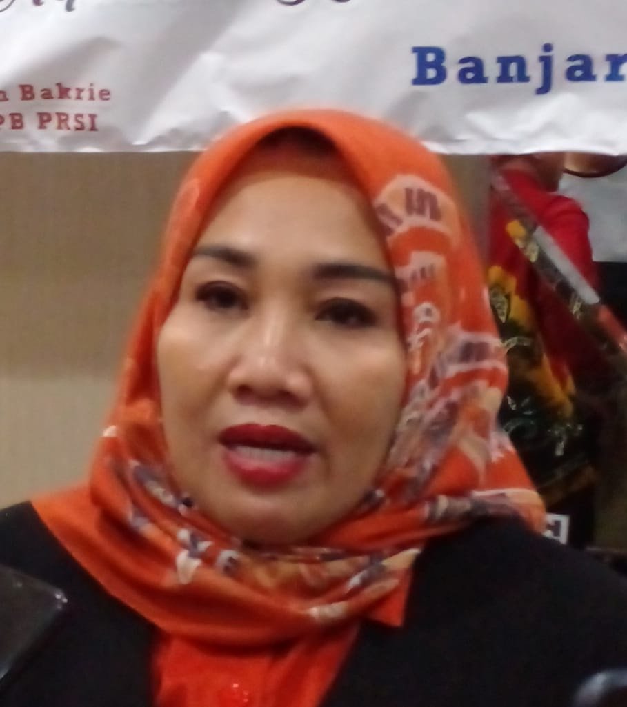 13 1klm Hj Haryatie jpg