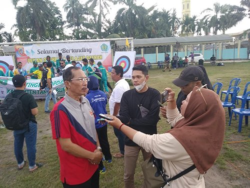 13 2klm Ketua KONI BJM jpg