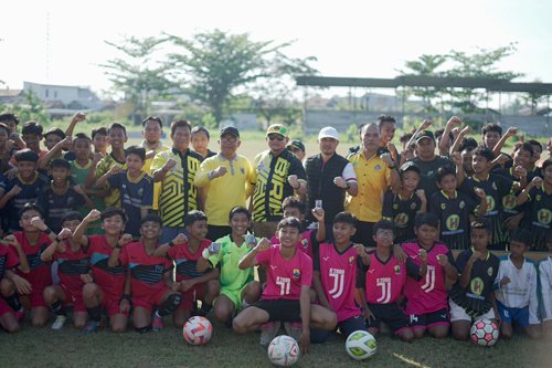 13 3klm Festival sepakbola jpg