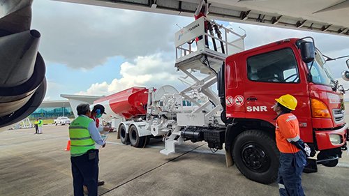 Embarkaksi Syamsuddin Noor<br>Pertamina Pastikan Kebutuhan Avtur Untuk Penerbangan Haji 2023 Terpenuhi 1 8 4klm 10