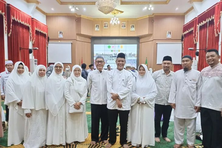 Sekda Minta JCH Banjarbaru Fokus Raih Haji Mabrur 1 Hal 10 3 KLm BJB 1 4