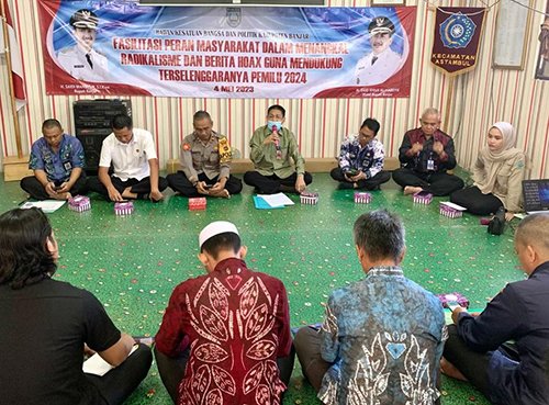 Hal 16 2 KLm Martapura Dukung pemilu