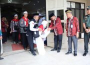 Anang Lepas Keberangkatan Jemaah Haji Asal Tabalong Kloter 1
