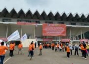 Massa Buruh Padati Istora Senayan