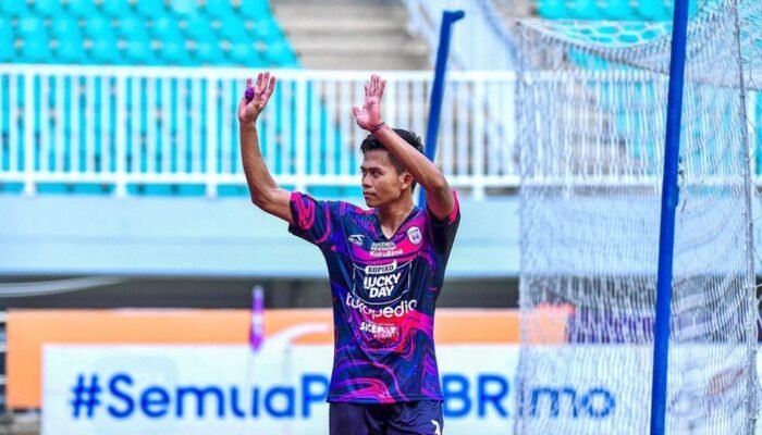 Persib Bandung Rekrut Wing Back Kiri Timnas Edo Febriansah
