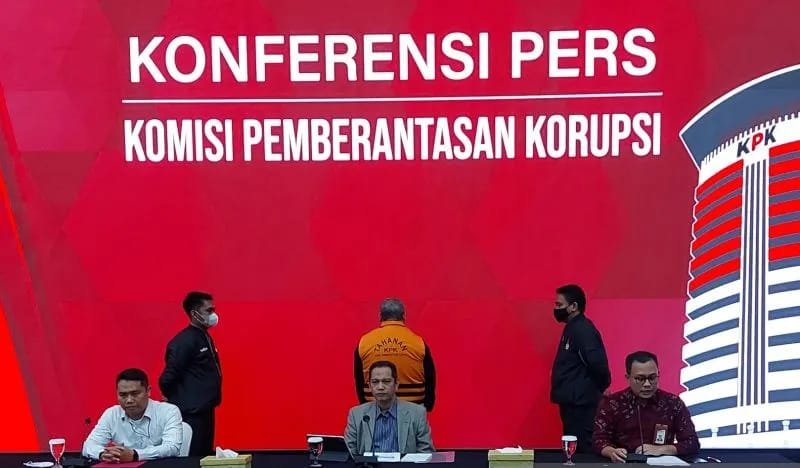 KPK Tahan Pengacara Lukas Enembe karena Rintangi Penyidikan 1 IMG 20230509 WA0055
