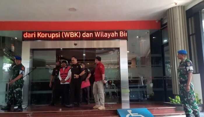 Kejagung Tetapkan Menkoinfo Jhonny G Plate sebagai Tersangka Korupsi BTS