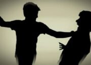 Gara-gara Wanita Idaman Diantar Pria Lain, HR Aniaya 'Saingannya' 20 Gara-gara Wanita Idaman Diantar Pria Lain, HR Aniaya ‘Saingannya’