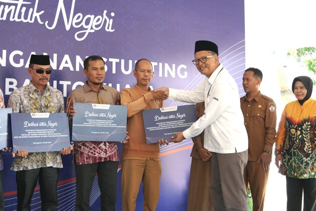 Percepat Penurunan Stunting, BI Kalsel Serahkan Bantuan PSBI di Barito Kuala 3 IMG 20230530 071141