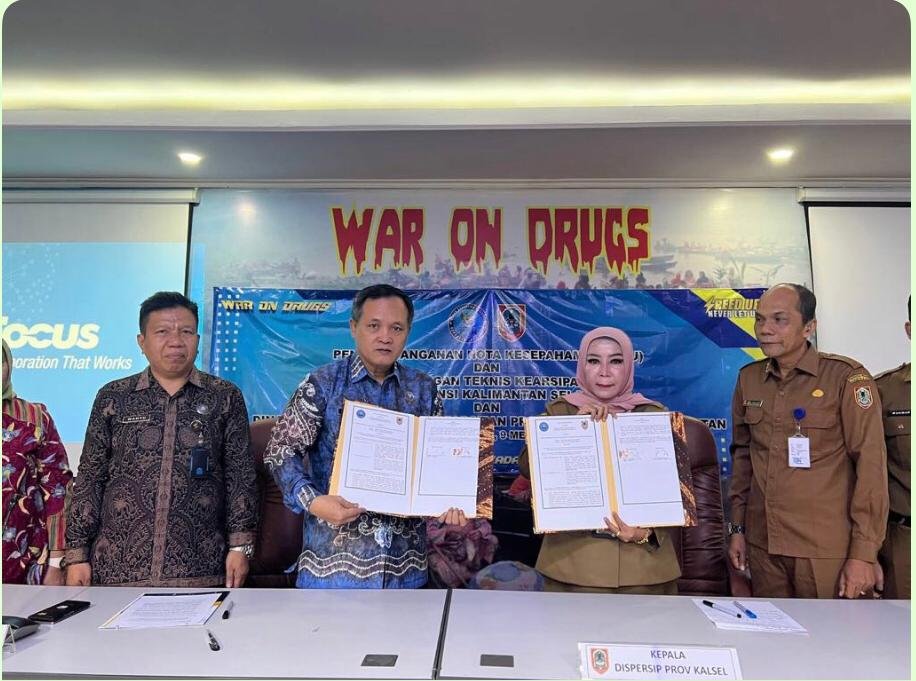 Tingkatkan Tata Kelola Arsip, Pemprov Kalsel Berkolaborasi Bersama BNN 1 WhatsApp Image 2023 05 22 at 01.48.00