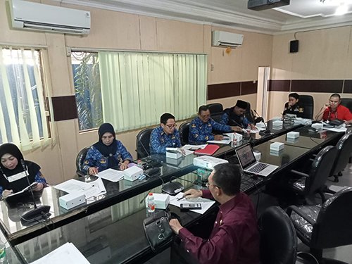 hAL 9 3 kLM Pansus PAD Pajak reklame