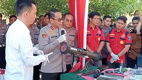 1 utama 4 klm 9 cm senpi