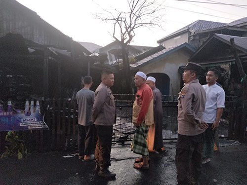 Kios Sembako di Ratu Zaleha Dilalap Si Jago Merah 1 6 HL Kebakaran Ratu Zaleha 3klm