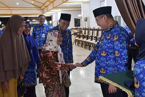 Hal 12 HSS 1 3 klm 9