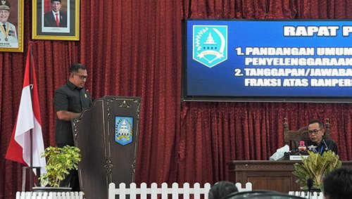 Pandangan Umum DPRD HSS Terhadap Ranperda Penyelenggaraan SPBE 1 Hal 12 HSS 3 klm 5