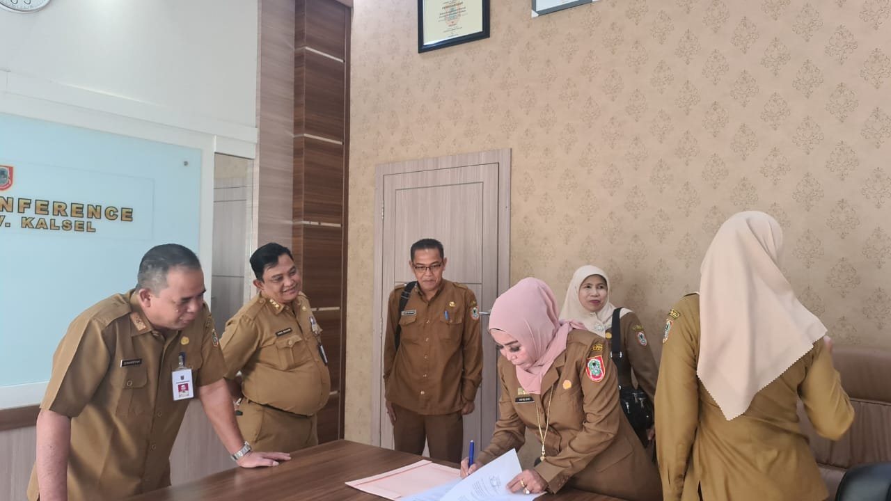 Dispersip Pinjam Pakaikan Koleksi Buku Pojok Baca BKD Kalsel 1 IMG 20230606 WA0047