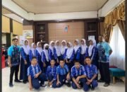 Guru-Guru SMPN Kintap Tanah Laut Kunjungi Perpusatakan Palnam