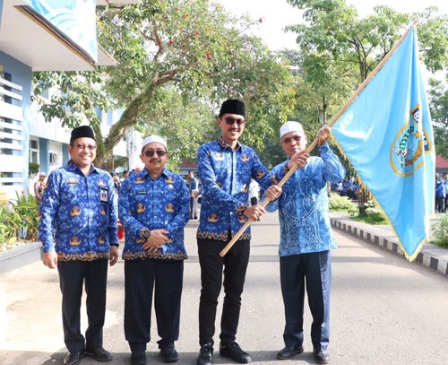 1 35 klm Kontrak Martapura17 Lepas kontingen
