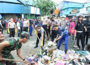 Polda Kalsel Gelar Aksi Bersih Lingkungan 19 Polda Kalsel Gelar Aksi Bersih Lingkungan