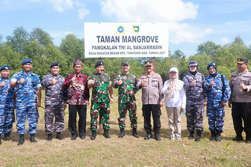 6 Tinjau Pohon Mangrove 3klm