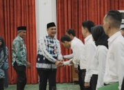 Wali Kota Banjar Baru Serahkan SK Pengangkatan PPPK