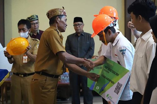 Hal 11 Tala 3 klm 18