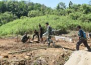 Fasilitasi Olahraga Masyarakat<br>TMMD Bangun Lapangan Voli di Dusun Paniungan 17 Fasilitasi Olahraga MasyarakatTMMD Bangun Lapangan Voli di Dusun Paniungan