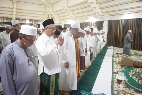 Salat Hajat Isi Malam Tahun Baru Islam 1445 Hijriah 1 Hal 12 HSS 3 klm 15