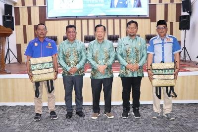 Bupati Buka Rapat Kerja Karang Taruna Provinsi Kalsel Ke XI 1 Hal 12 Tapin 35 klm 19