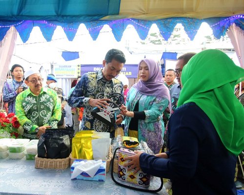 Hal 16 2 KLm Martapura Banjar manis