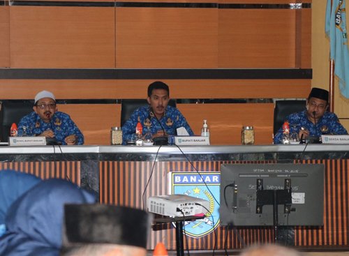 Hal 16 2 KLm Martapura Rakor mingguan