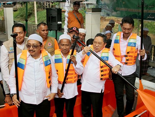 Hal 16 4 Klm Martapura Perahu fiber