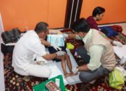 Khitanan Massal Semarakan HBA dan HUT IAD