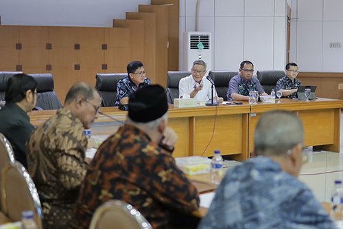 Komisi II Dorong Optimalisasi Pendapatan PAP 1 Hal 8 Komisi II