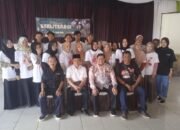 Jelang Pemilu 2024, Sahabat Ganjar Kalsel Ajak Anak Muda Gemar Literasi 22 Jelang Pemilu 2024, Sahabat Ganjar Kalsel Ajak Anak Muda Gemar Literasi