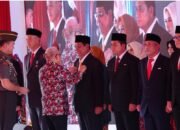 Paman Birin Raih Satyalancana Wira Karya, Wapres RI Minta Peran Keluarga Perkokoh Bebas Stunting 11 Paman Birin Raih Satyalancana Wira Karya, Wapres RI Minta Peran Keluarga Perkokoh Bebas Stunting