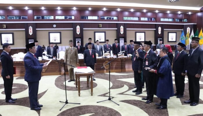 Wagub Kalteng Edy Pratowo Lantik Lima Pejabat Eselon II