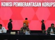 Sekretaris Mahkamah Agung Hasbi Hasan Ditahan KPK 8 Sekretaris Mahkamah Agung Hasbi Hasan Ditahan KPK