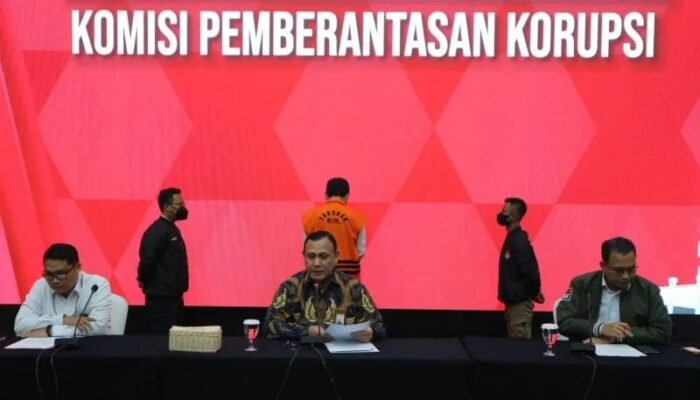 Sekretaris Mahkamah Agung Hasbi Hasan Ditahan KPK