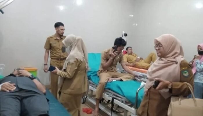 28 Orang Dilarikan ke Rumah Sakit Diduga Keracunan Makanan Pengantin