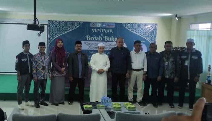 Uniska Bedah Buku karya Syekh Muhammad Arsyad Al-Banjari