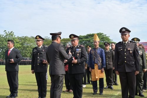 Kapolda Kalsel Mengapresiasi Dedikasi Personel 1 WhatsApp Image 2023 07 01 at 19.31.11 e1688221622991