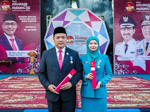 Banjarbaru Raih Penghargaan Manggala Karya Kencana 1 hal10 3klmbjb1 4