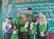 Wali Kota Aditya Berikan Santunan Anak Yatim