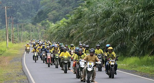 Turdes Paman Birin Tempuh Jarak 1.200 Km<br>Masyarakat Senang Pemimpin Serap Aspirasi 1 1 utama 5 klm Kontrak Pemprov 9 Turdes paman birin