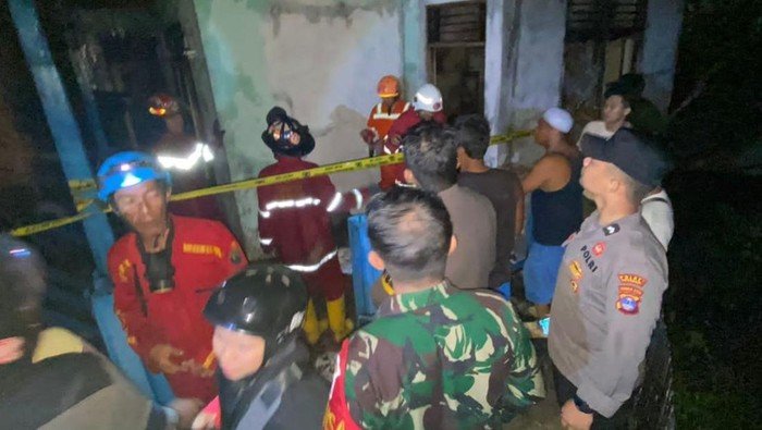 6 Kotabaru Kebakaran 2klm