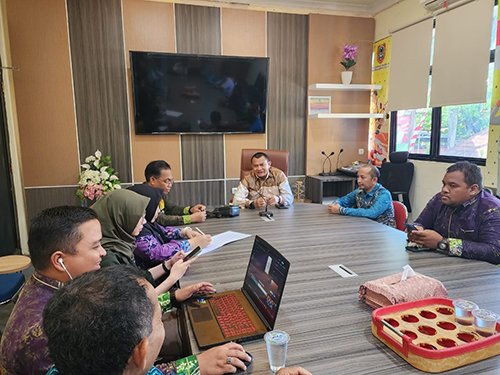 Hal 10 3 Klm BKPMRI Kalsel