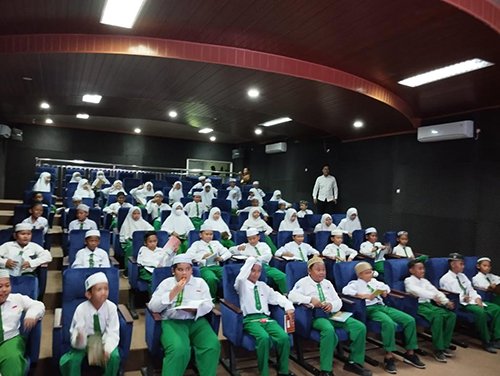 Hal 10 3 Klm Nobar Perpustakaan